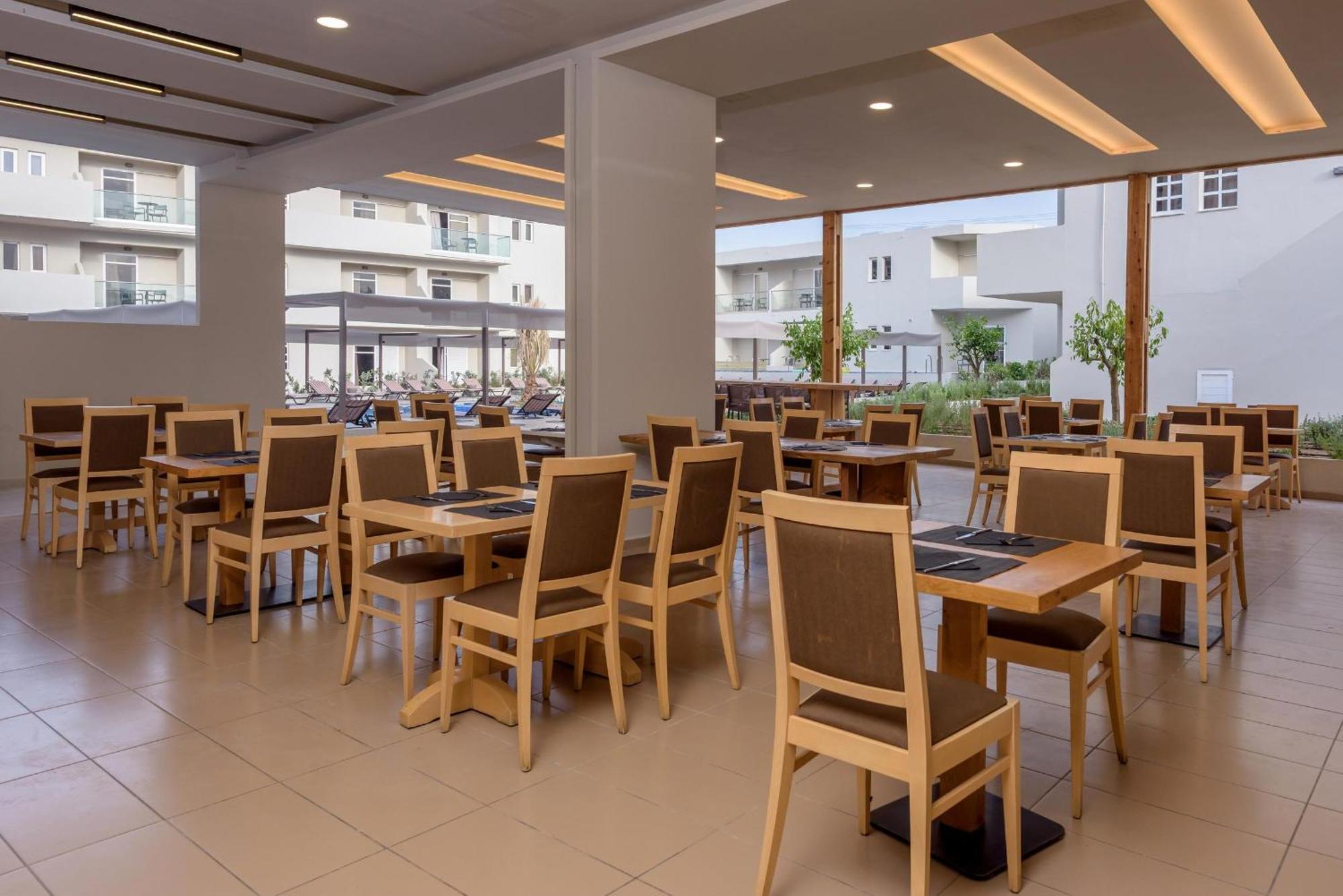 Zeus Hotels Ydoria Resort Adelianos Kampos Exterior foto